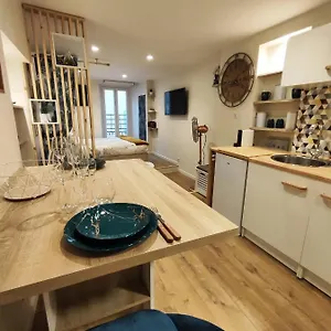 Vieille Equipe Sans Ascenseur Apartment Menton