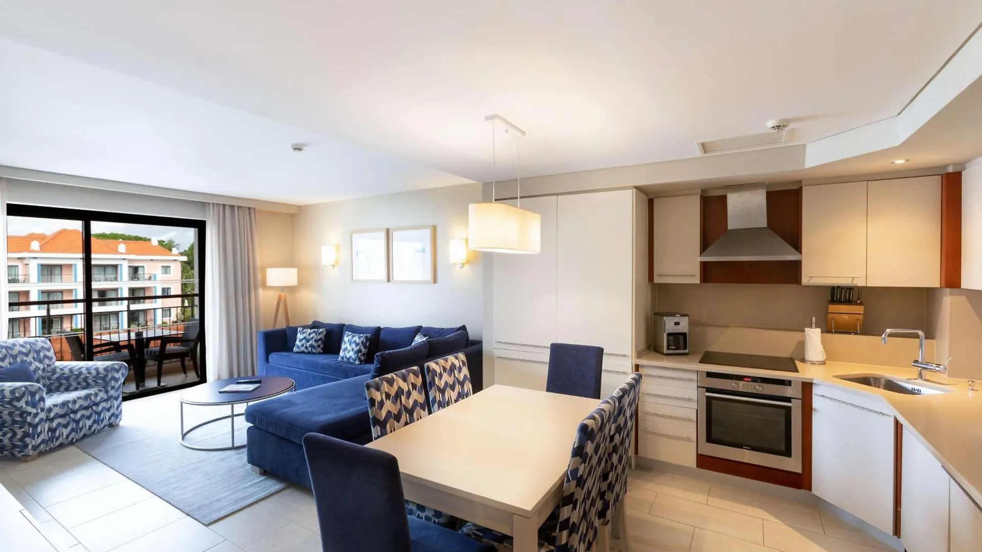 Hilton Vilamoura 5*,
